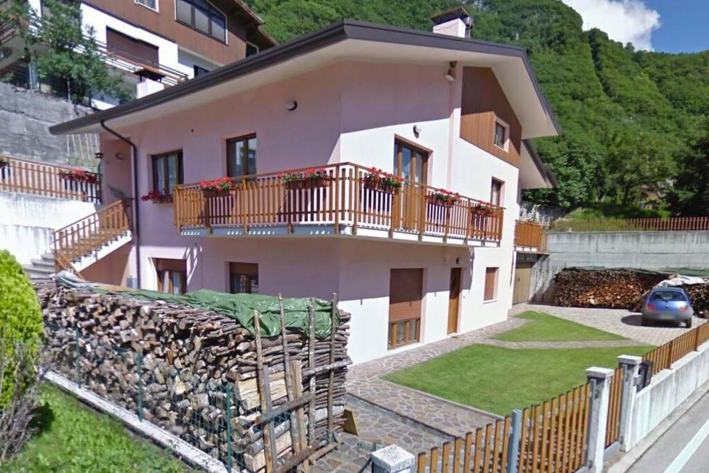Casa Rosa Apartment Лонгароне Екстериор снимка